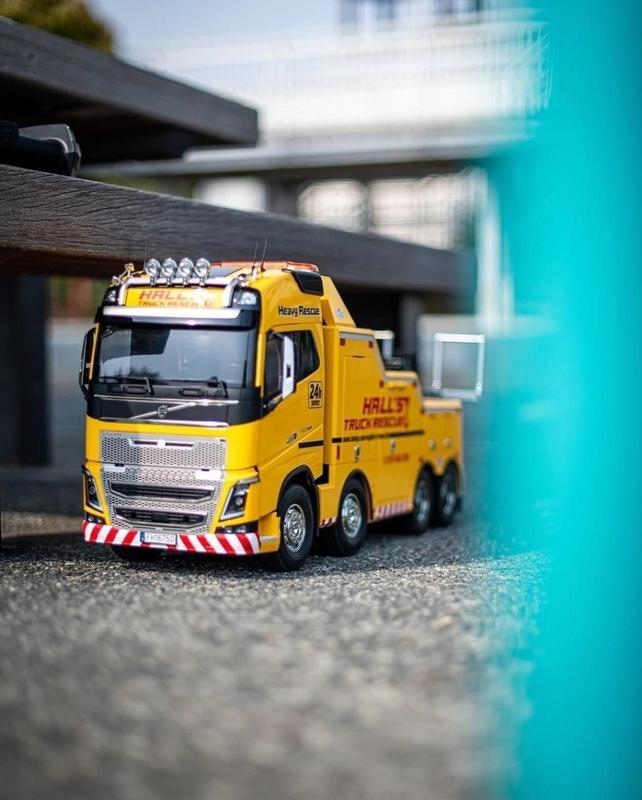 Semi-truck tamiya 1/14 rc volvo fh16 globetrotter 750 8x4